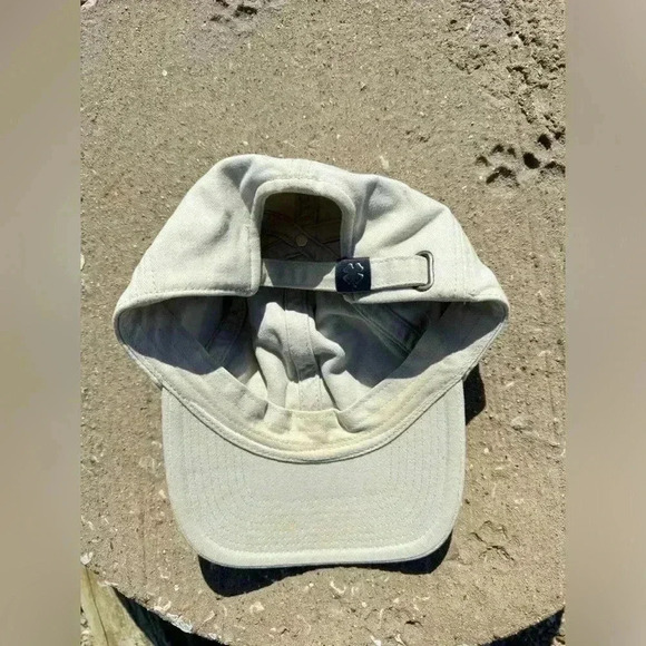 Vintage inspired cream and black embroidered Lucky Brand REBELS baseball hat - Picture 4 of 6